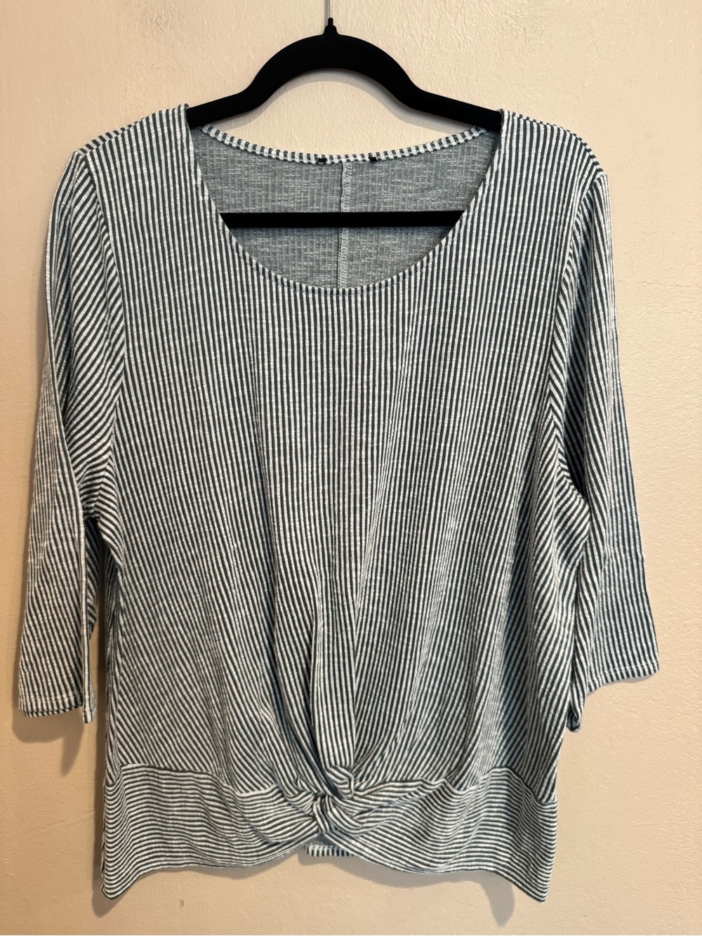 Striped Knot-Front 3/4 Sleeve Top - Olive Green & White Plus Size